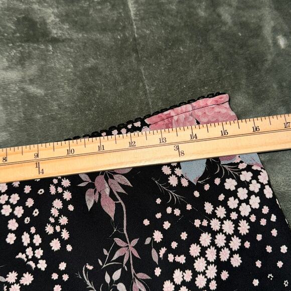 VTG Y2K Old Navy Floral Midi Skirt Black Pink Women's Size 12 Soft Girl Coquette - Picture 6 of 6